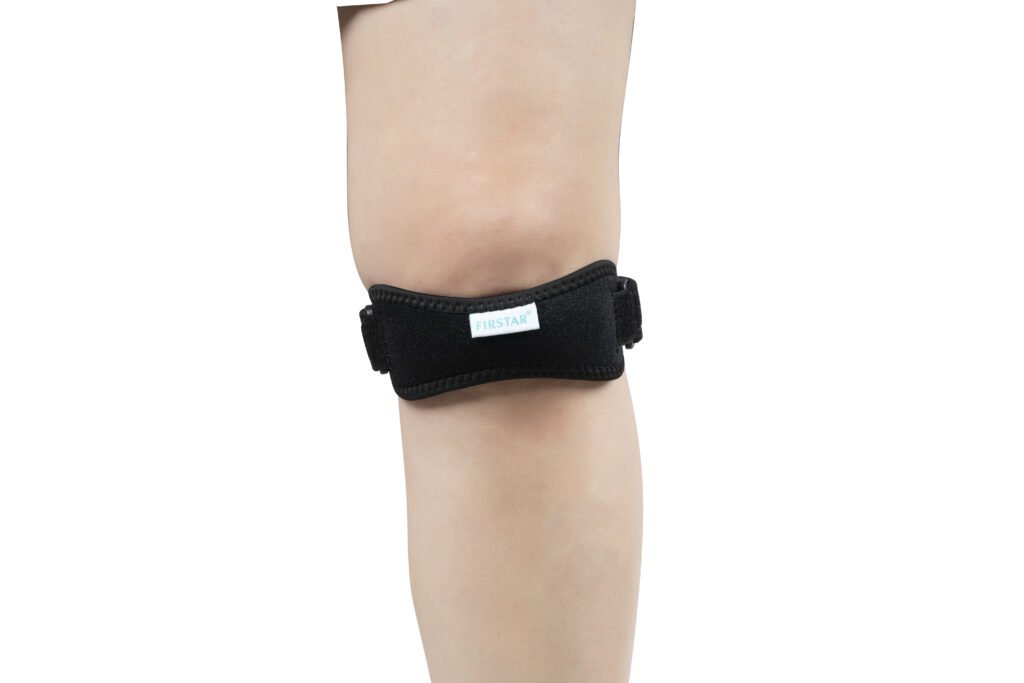 Patella Tendon Knee Strap For Sports And Daily Support Black FIRSTAR patella tendon knee strap